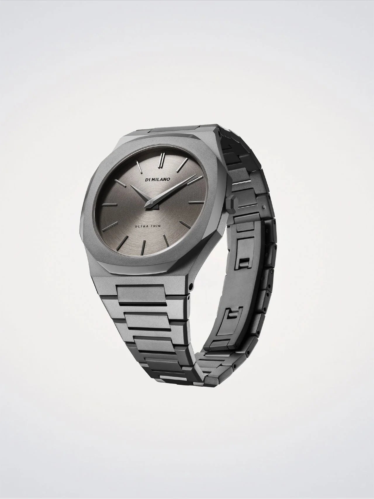 D1 Milano UTBJ22 Ultra Thin Antracite 40 mm – Gun Metal Bracelet Watch