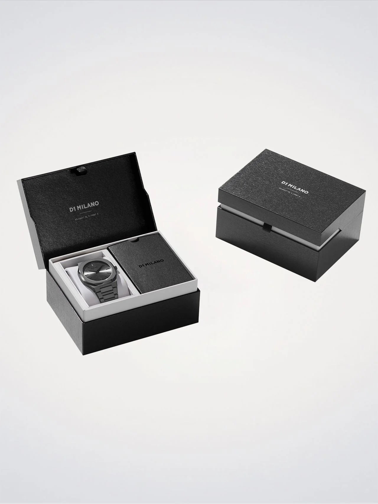 D1 Milano UTBJ22 Ultra Thin Antracite 40 mm – Gun Metal Bracelet Watch